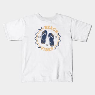 Beach Vibes // Fun Summer Flip Flop Badge Kids T-Shirt